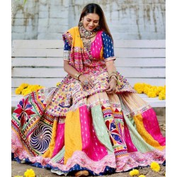 Online hot sale navratri dress